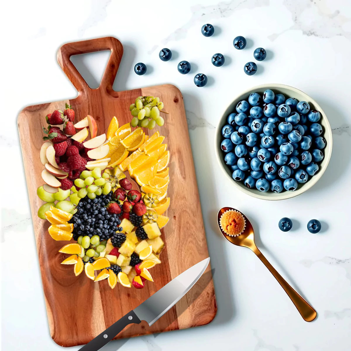 Majeesa Rectangle Modern Wooden Chopping Board with Handle.
